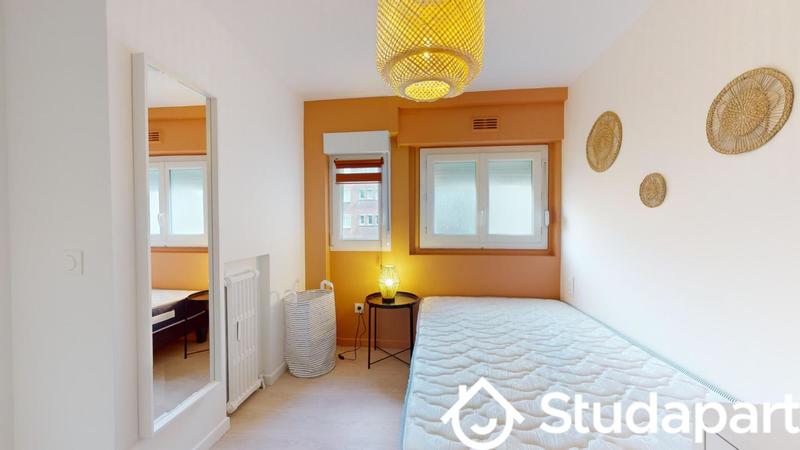 Chambre - 9 m² - 1 pièce