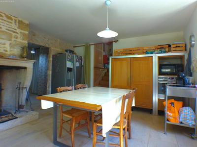 Maison - 200 m² - 7 pièces