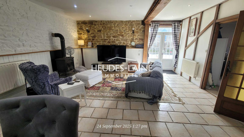 Maison - 330 m² - 10 pièces