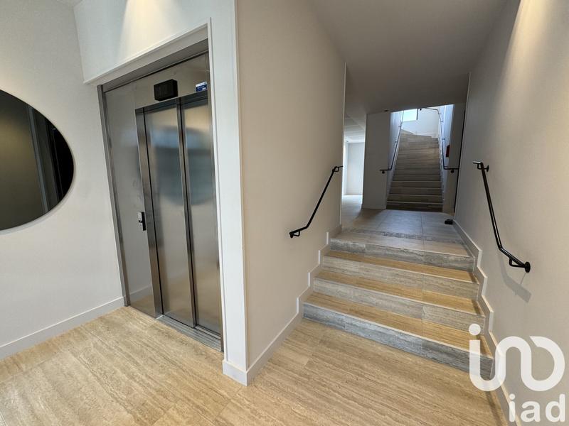 Appartement - 90 m² - 3 pièces