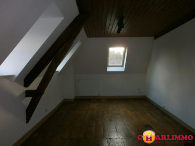 Appartement - 90 m² - 4 pièces