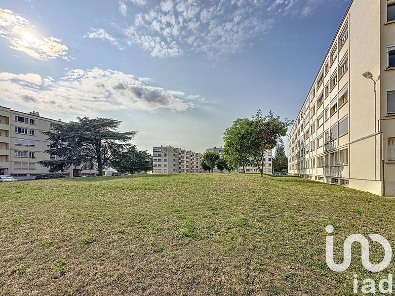 Appartement - 64 m² - 4 pièces