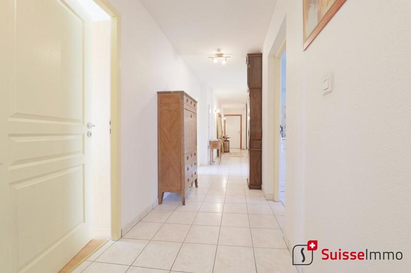 Appartement - 97 m² - 5 pièces