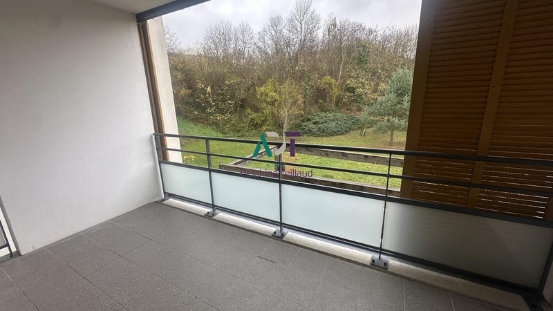 Appartement - 85 m² - 4 pièces