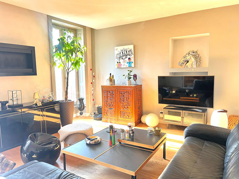 Appartement - 141 m² - 5 pièces