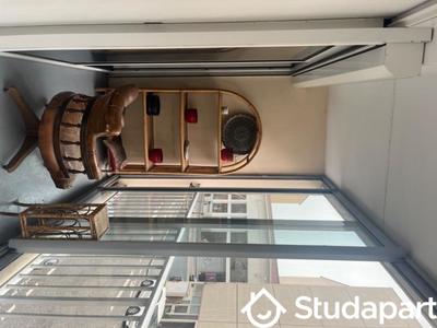 Chambre - 11 m² - 1 pièce