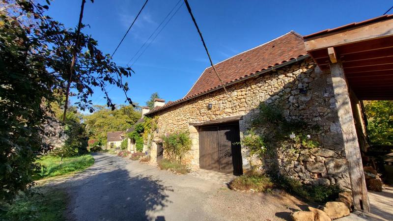 Maison - 305 m² - 10 pièces