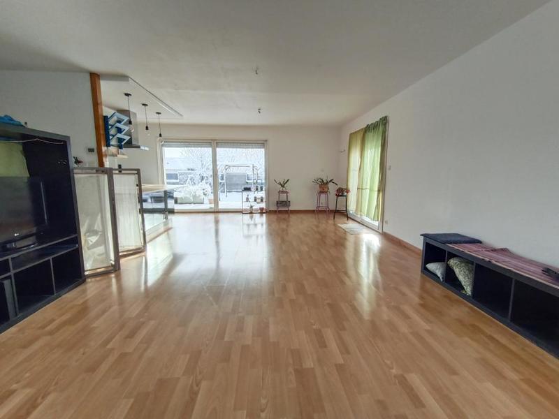 Maison - 96 m² - 5 pièces