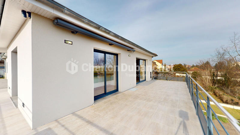 Maison - 185 m² - 7 pièces