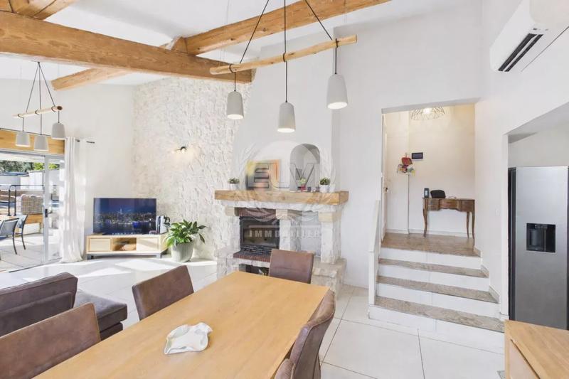 Maison - 91 m² - 4 pièces