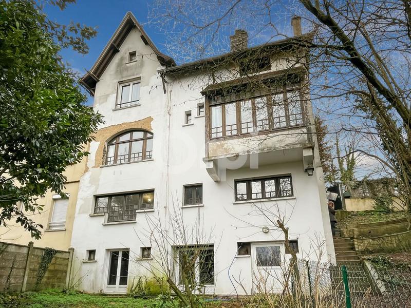 Maison d'architecte - 167 m² - 7 pièces