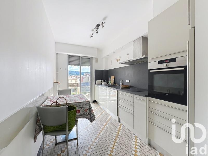 Appartement - 123 m² - 5 pièces