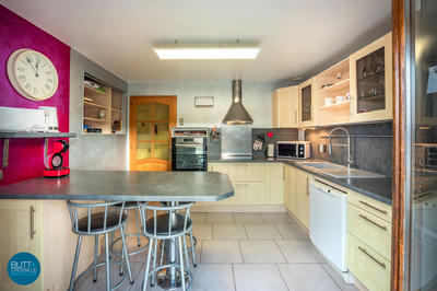 Maison - 135 m² - 6 pièces