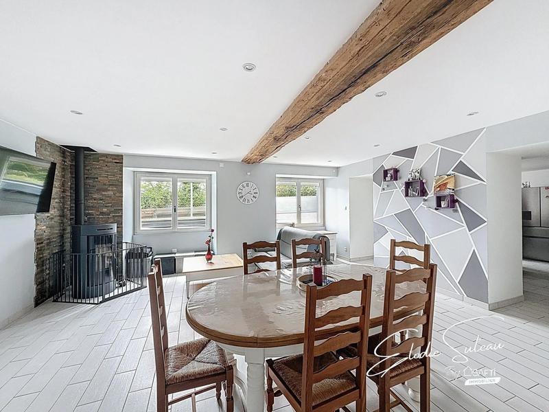 Maison - 105 m² - 5 pièces