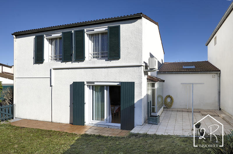 Maison - 86 m² - 4 pièces