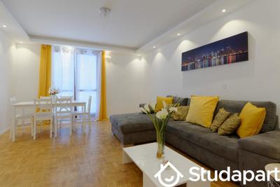 Chambre - 9 m² - 1 pièce