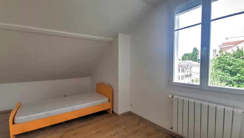 Maison - 196 m² - 8 pièces