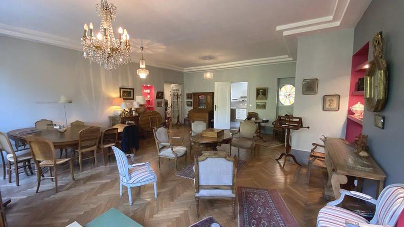 Appartement - 165 m² - 5 pièces