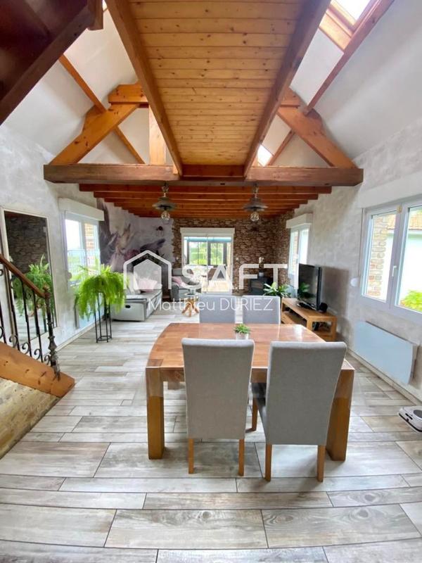 Maison - 160 m² - 10 pièces