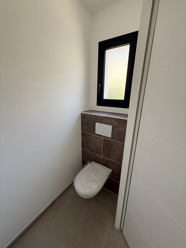 Maison - 94 m² - 4 pièces