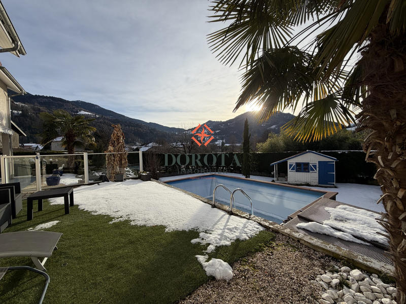 Maison - 164 m² - 5 pièces