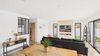 Maison - 160 m² - 5 pièces