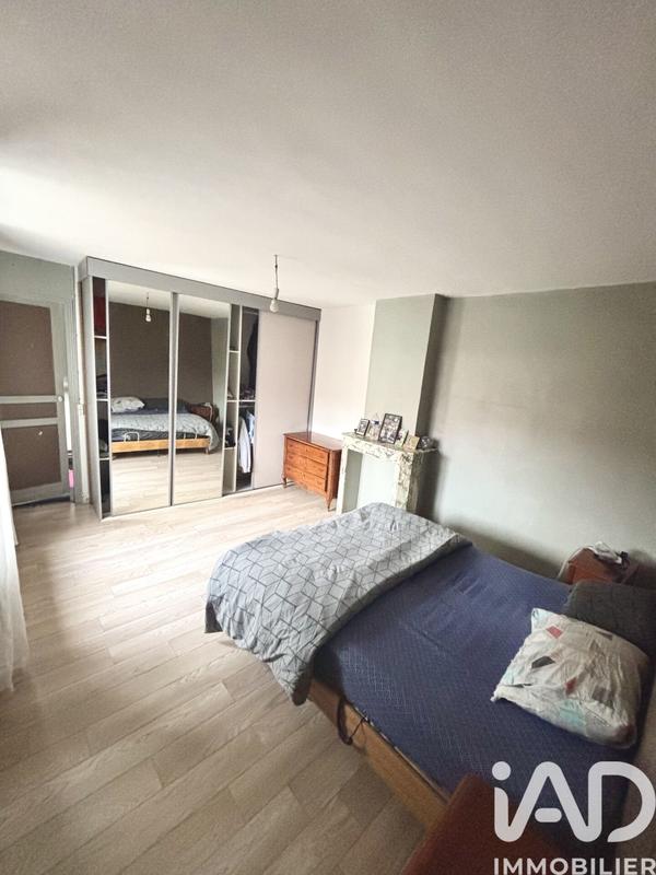 Maison - 225 m² - 6 pièces