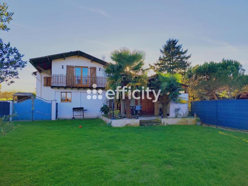 Maison - 187 m² - 8 pièces