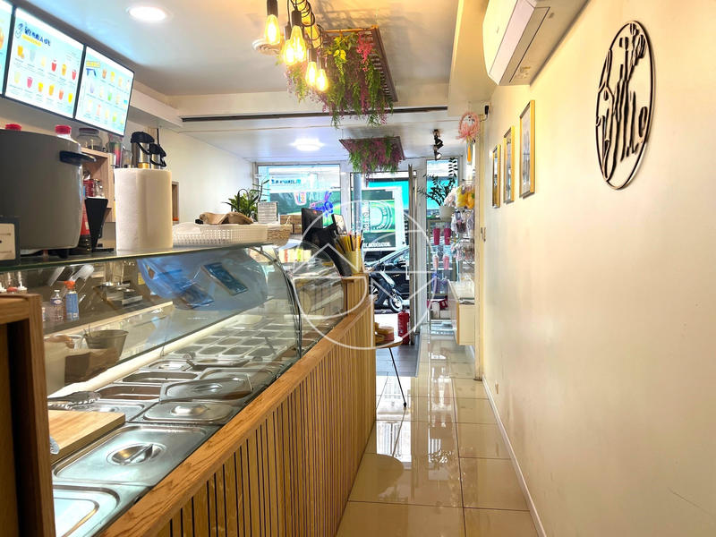 Local commercial - 58 m²