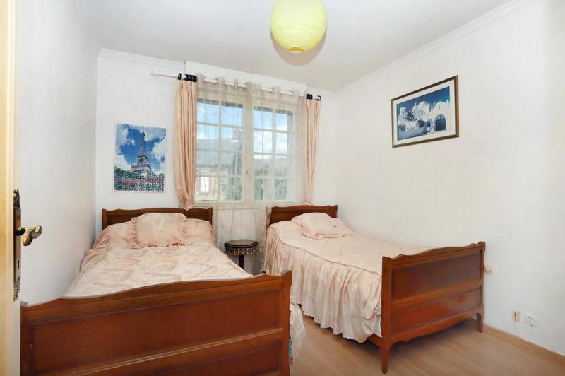 Maison - 137 m² - 5 pièces