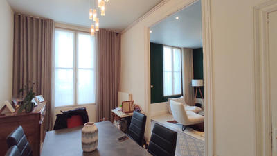 Maison - 183 m² - 8 pièces