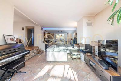 Villa - 220 m² - 7 pièces