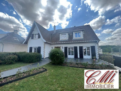 Maison - 217 m² - 8 pièces