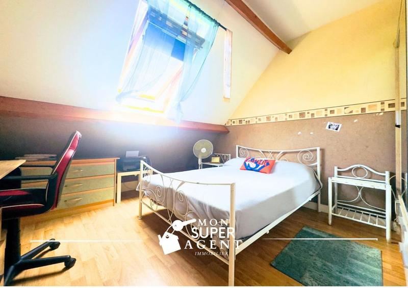 Maison - 177 m² - 7 pièces