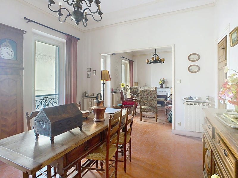 Appartement - 135 m² - 5 pièces