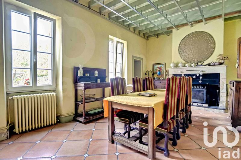 Maison - 357 m² - 11 pièces