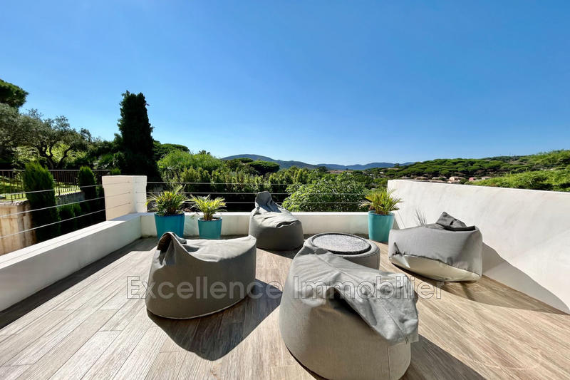 Villa - 265 m² - 8 pièces
