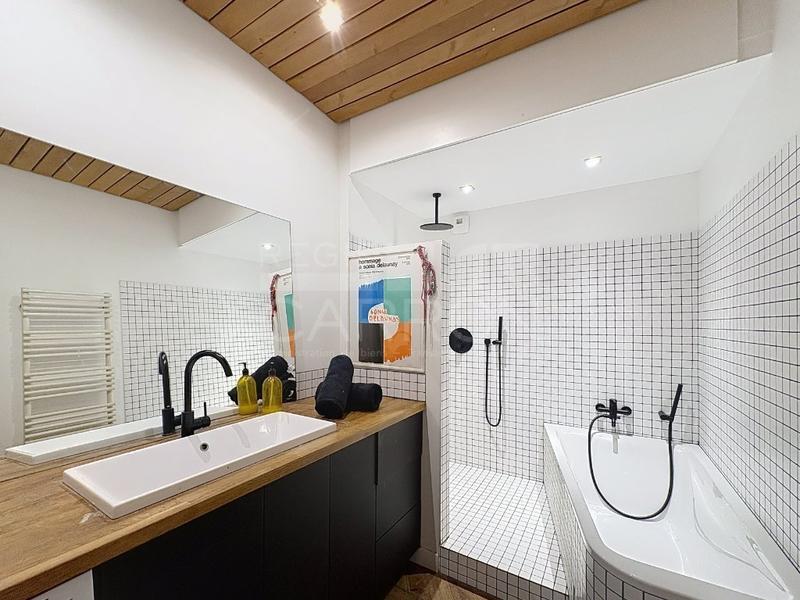 Appartement - 110 m² - 3 pièces