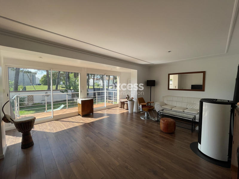 Maison - 138 m² - 5 pièces