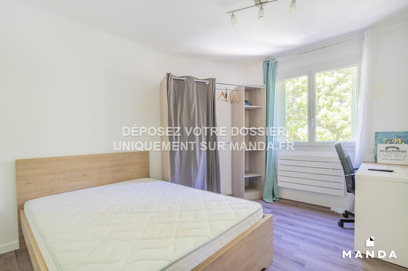 Chambre - 9 m² - 4 pièces