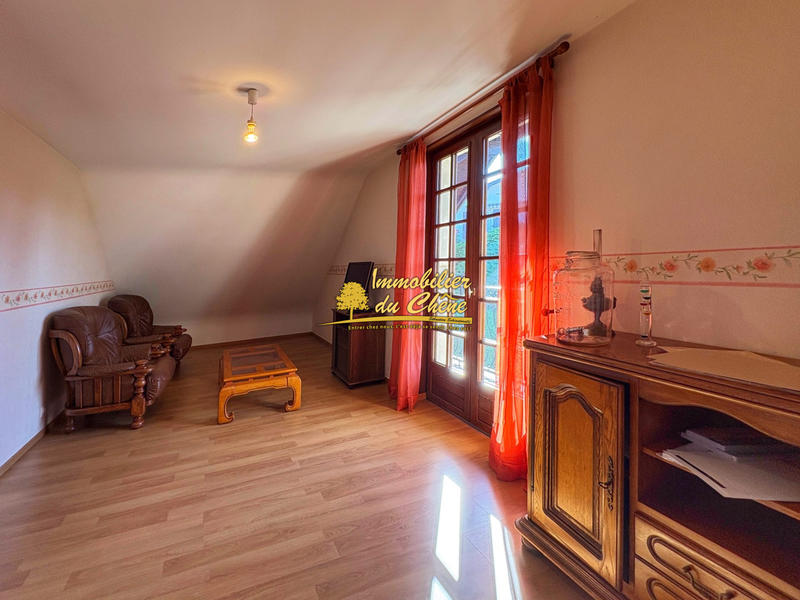 Maison - 194 m² - 8 pièces