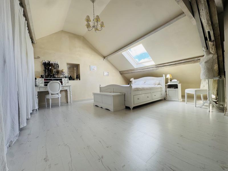 Maison ancienne - 125 m² - 6 pièces