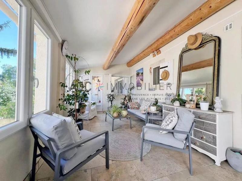 Mas - 253 m² - 8 pièces