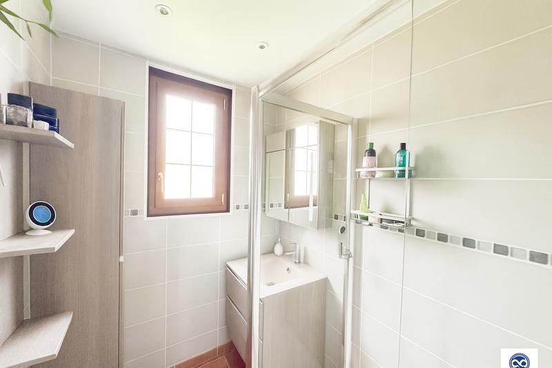 Maison - 147 m² - 7 pièces