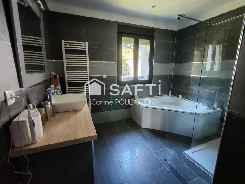 Maison - 160 m² - 6 pièces