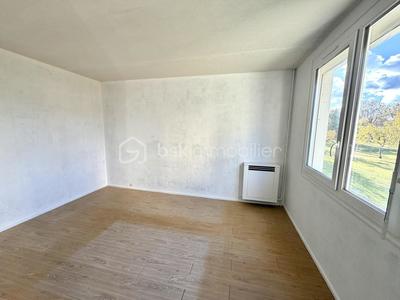 Appartement - 67 m² - 4 pièces
