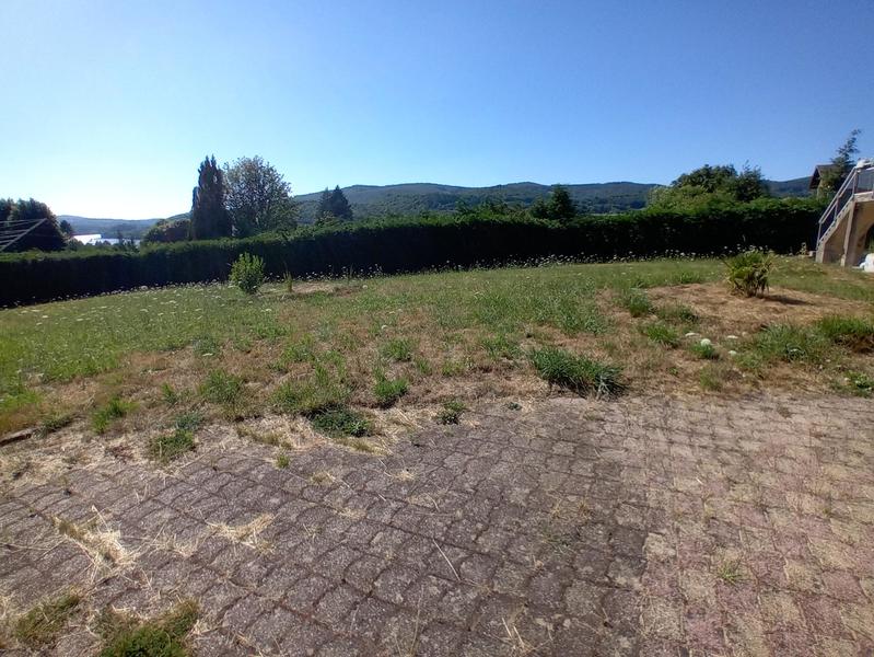 Terrain constructible - 831 m²