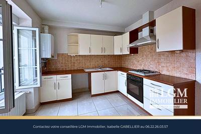 Appartement - 126 m² - 3 pièces