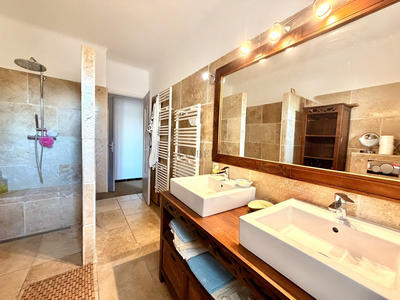 Appartement - 86 m² - 3 pièces