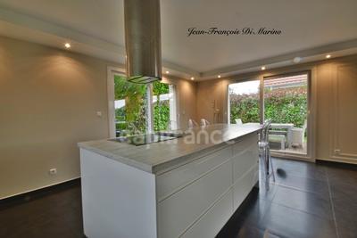 Maison - 112 m² - 4 pièces